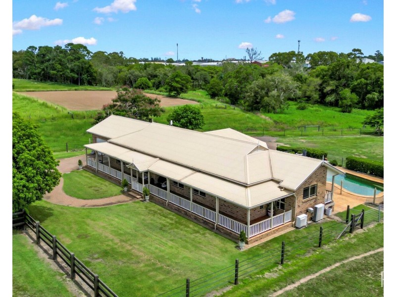 117 FE Walker Street, Kepnock QLD 4670