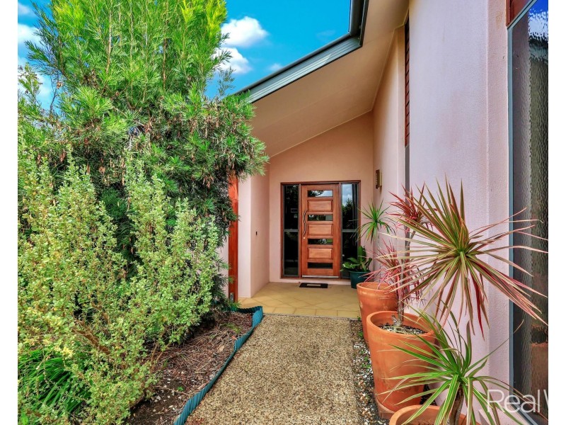 58 Chancellor Drive, Avenell Heights QLD 4670