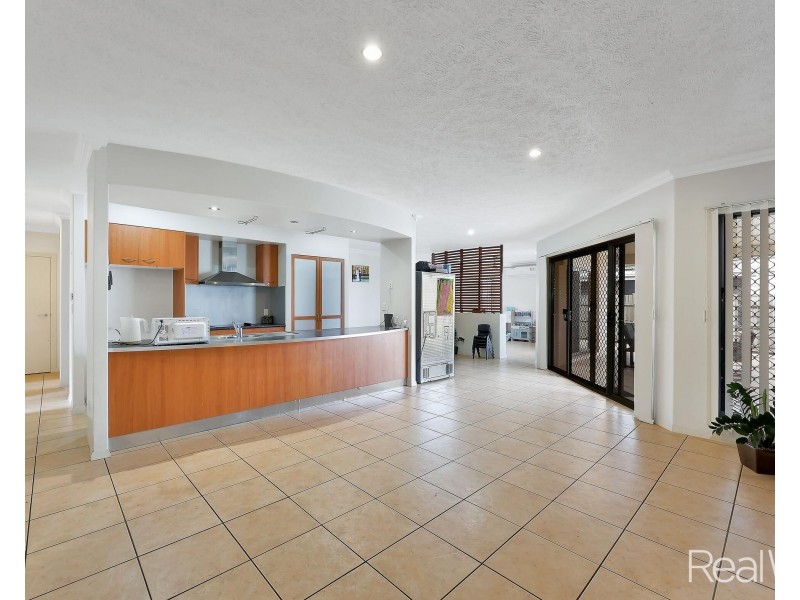 58 Chancellor Drive, Avenell Heights QLD 4670
