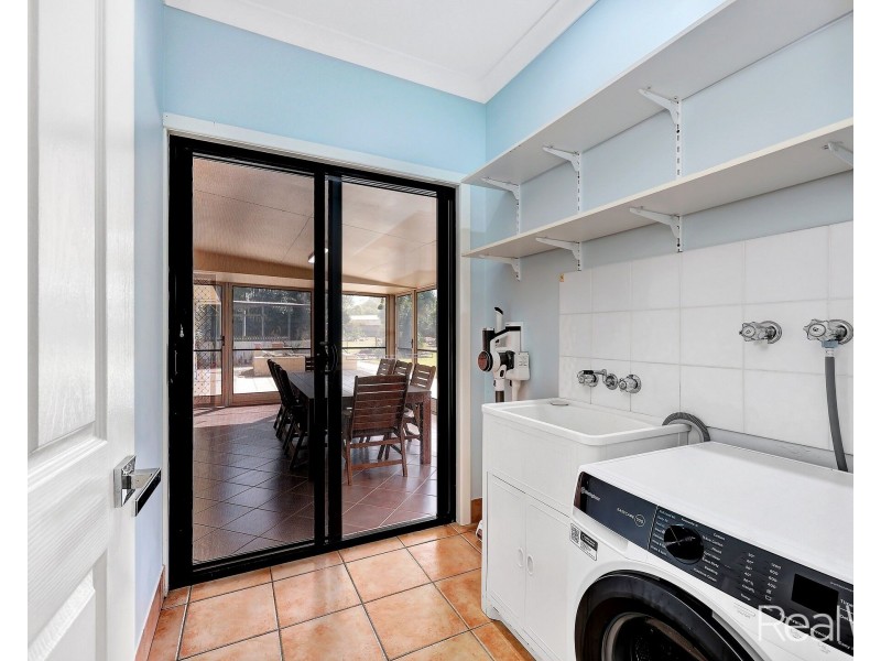 48 Currawong Road, Gooburrum QLD 4670