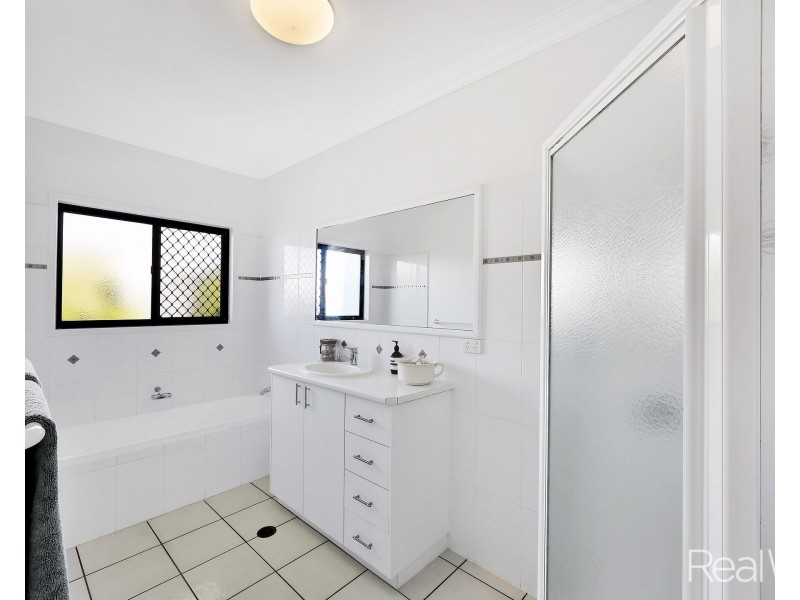 54 Garson Drive, Bargara QLD 4670