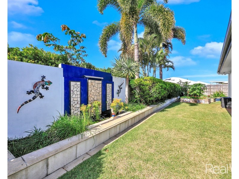 54 Garson Drive, Bargara QLD 4670