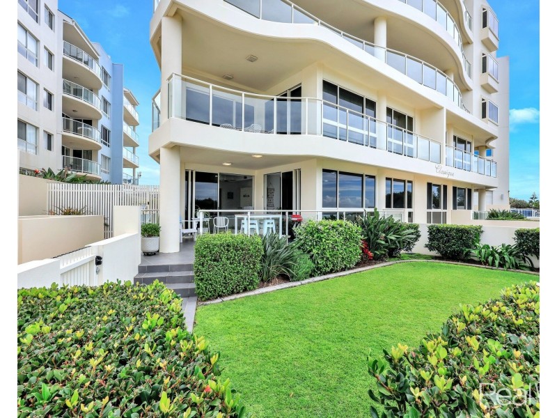 1/13 Esplanade, Bargara QLD 4670