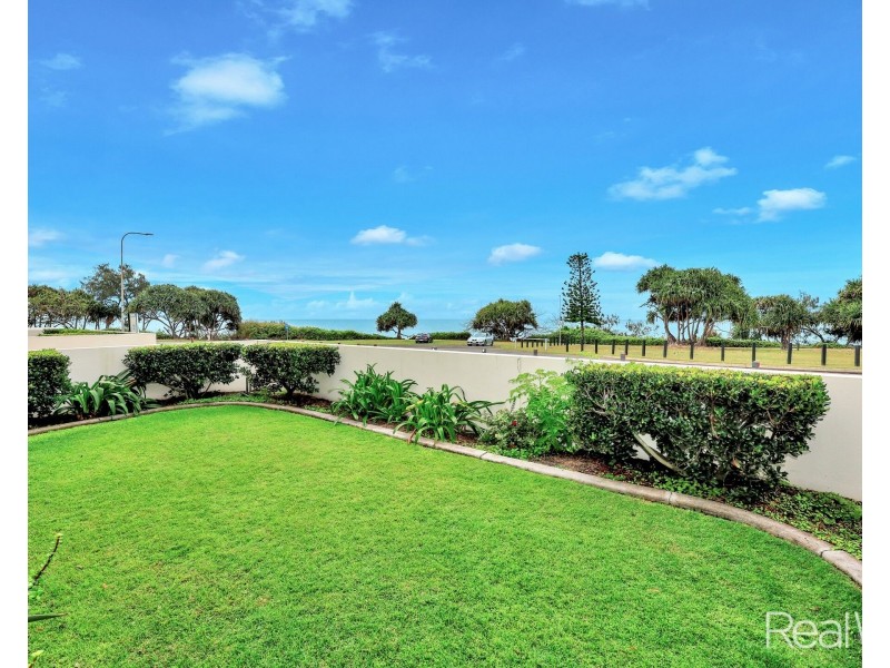 1/13 Esplanade, Bargara QLD 4670