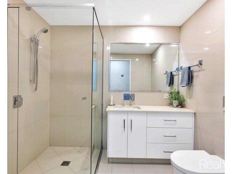 1/13 Esplanade, Bargara QLD 4670