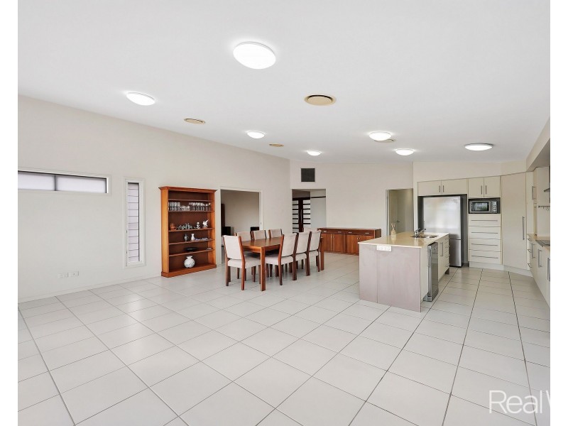 38 Breeze Drive, Bargara QLD 4670