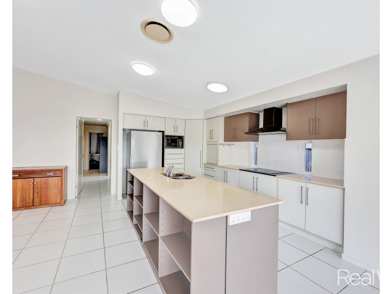 38 Breeze Drive, Bargara QLD 4670