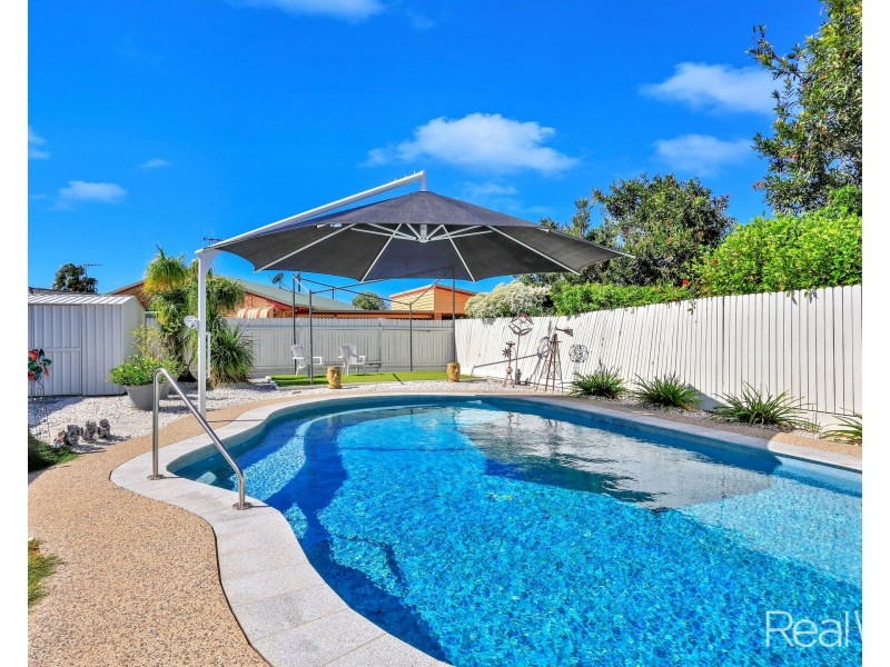 15 Jensen Street, Avenell Heights QLD 4670