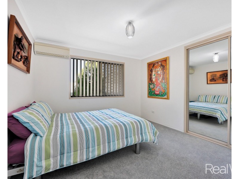 15 Jensen Street, Avenell Heights QLD 4670