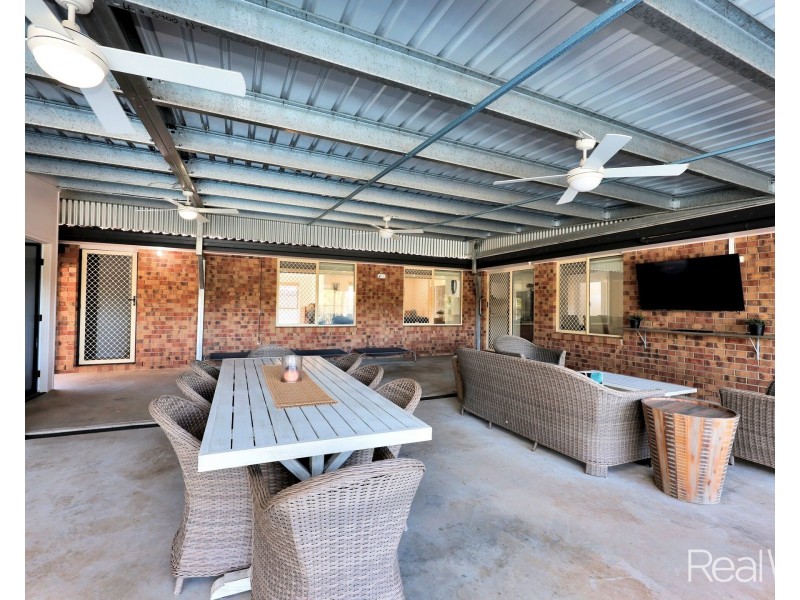 35 May Street, Gin Gin QLD 4671