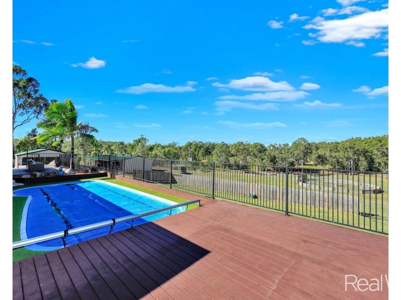 35 May Street, Gin Gin QLD 4671
