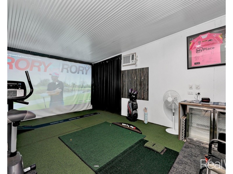 35 May Street, Gin Gin QLD 4671