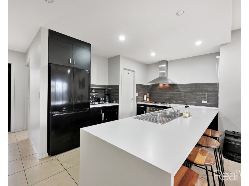 1/12 Water Street, Bundaberg South QLD 4670