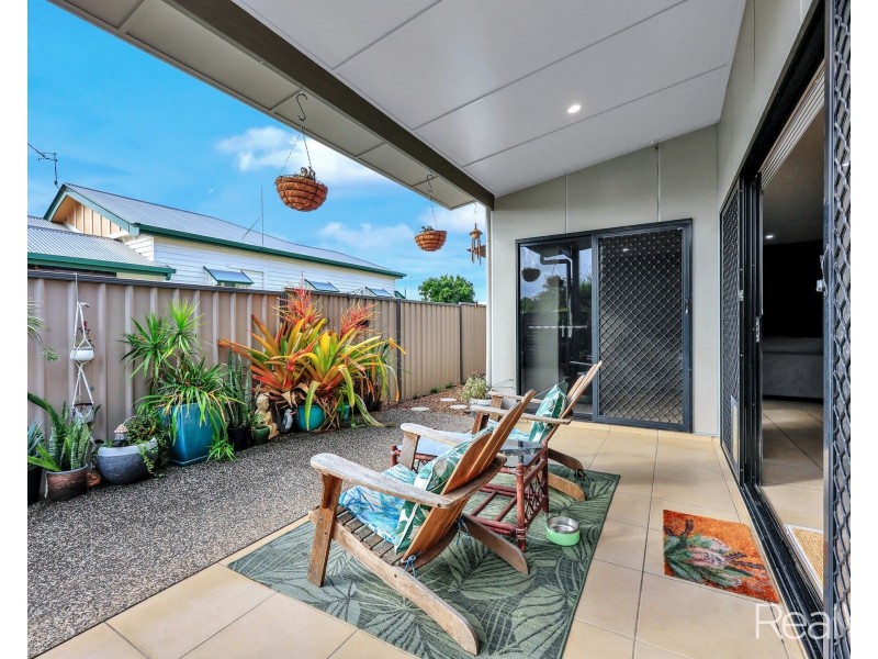 1/12 Water Street, Bundaberg South QLD 4670