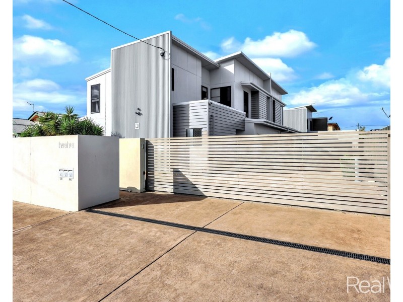 1/12 Water Street, Bundaberg South QLD 4670