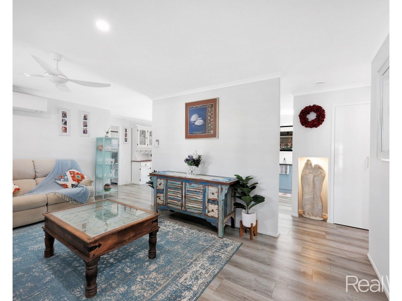 6 Gray Avenue, Bundaberg South QLD 4670