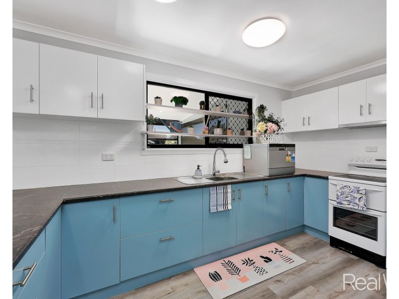6 Gray Avenue, Bundaberg South QLD 4670