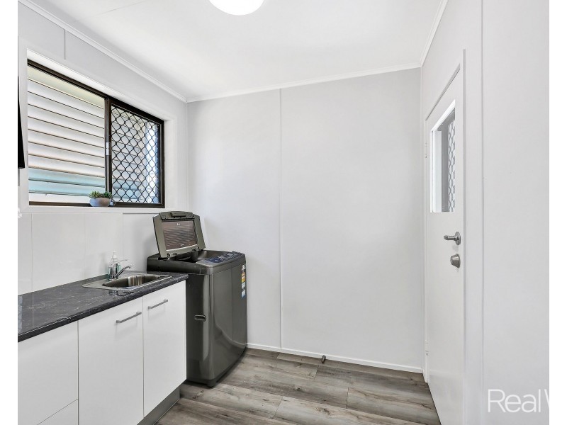 6 Gray Avenue, Bundaberg South QLD 4670