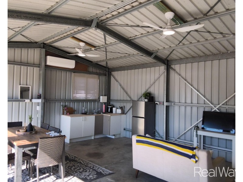 29 Blackall Street, Avondale QLD 4670