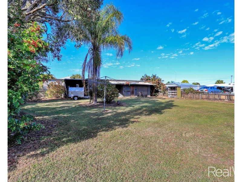 8 Beatrice Street, Walkervale QLD 4670