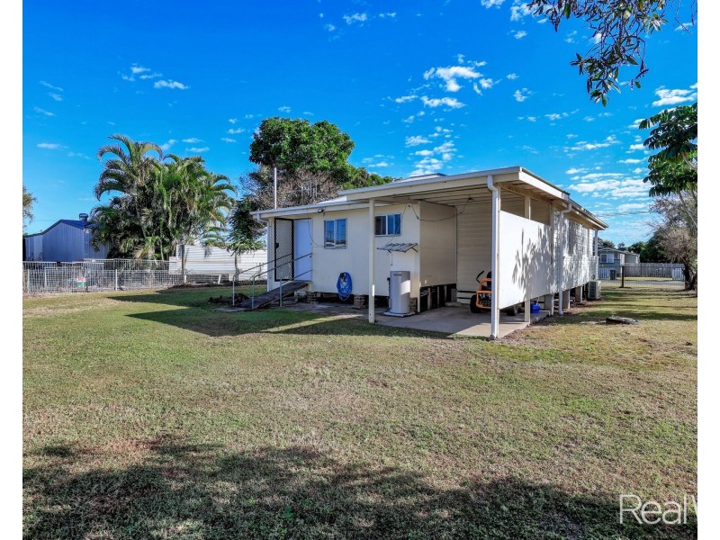 8 Beatrice Street, Walkervale QLD 4670