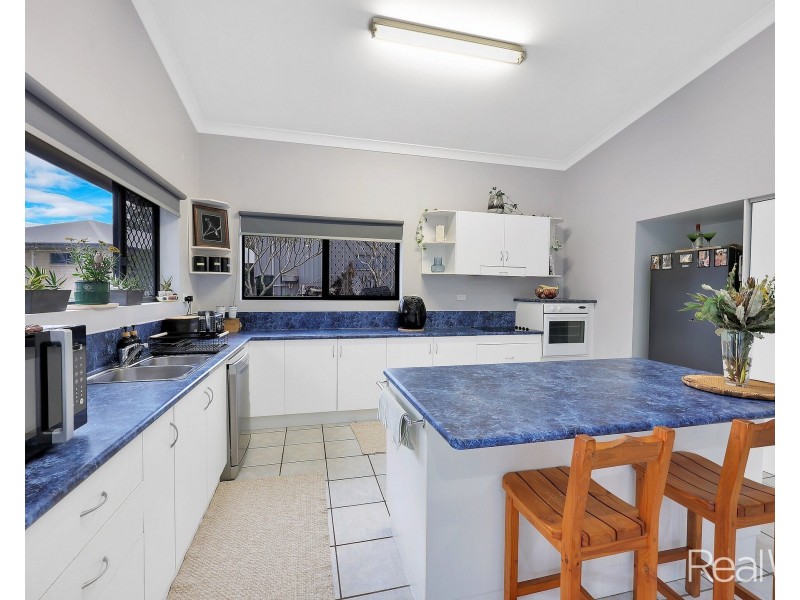 3 Louise Court, Branyan QLD 4670