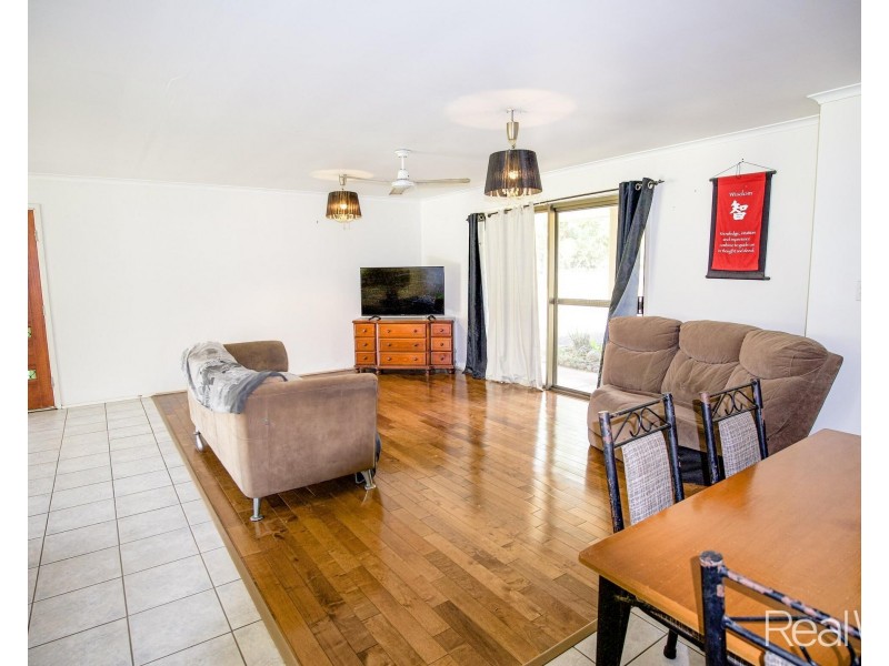 23 Bush Road, Branyan QLD 4670
