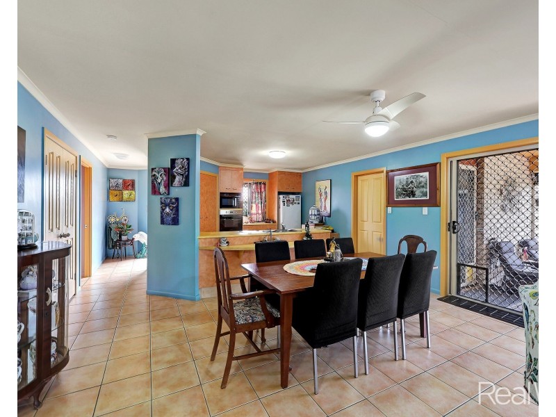 12 Porras Court, Avenell Heights QLD 4670