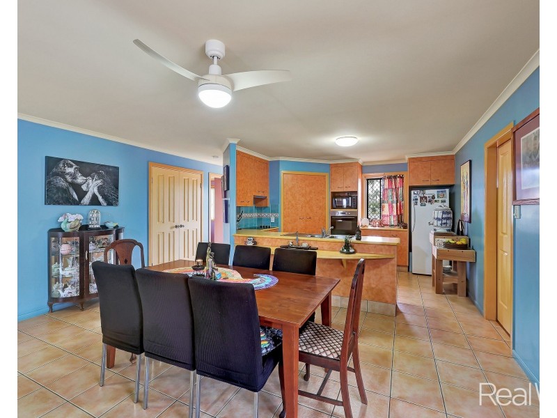 12 Porras Court, Avenell Heights QLD 4670