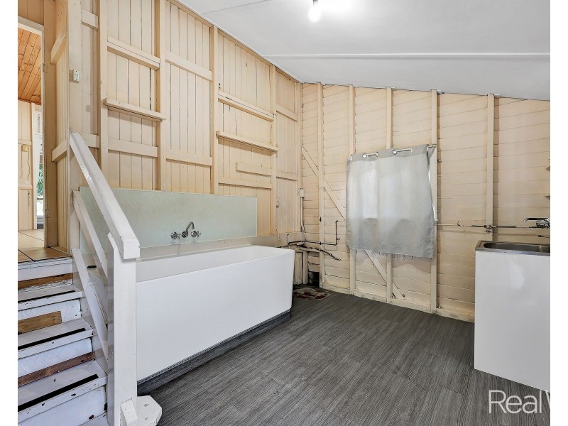 110 Electra Street, Bundaberg West QLD 4670