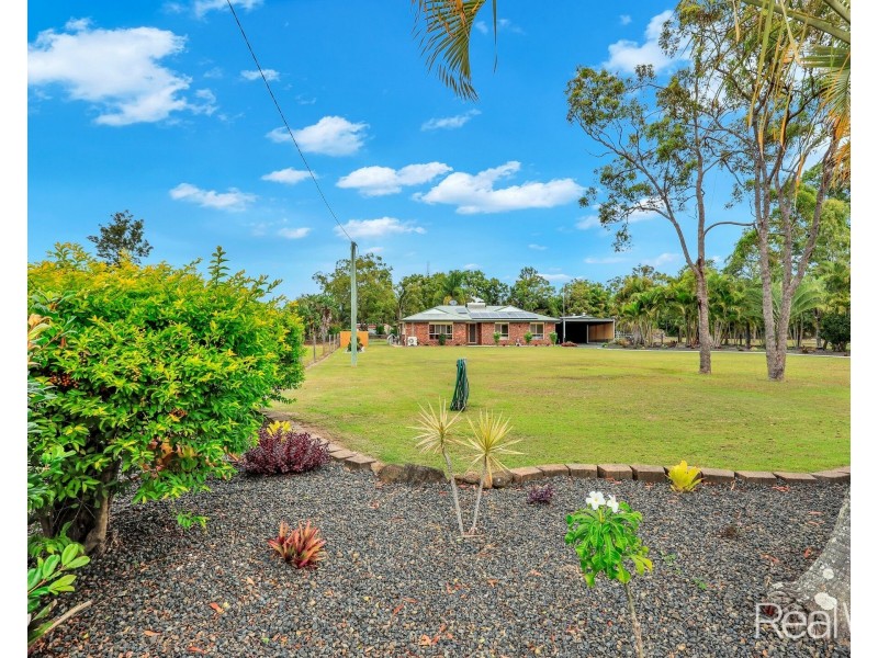 12 Park Royal Drive, Branyan QLD 4670