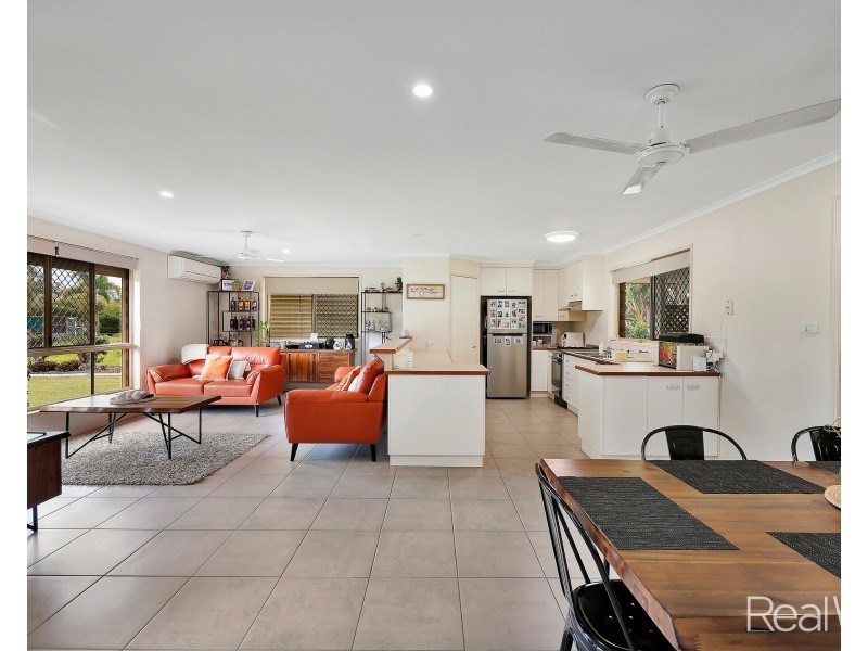 12 Park Royal Drive, Branyan QLD 4670