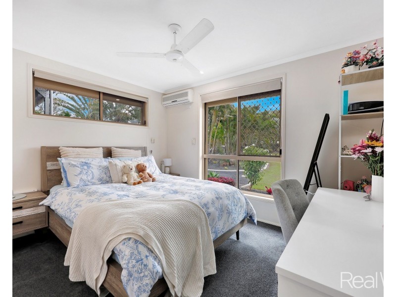 12 Park Royal Drive, Branyan QLD 4670