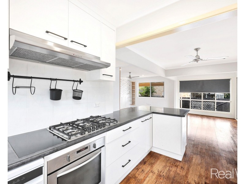 13 Bullpitt Street, Avenell Heights QLD 4670