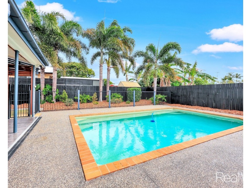 13 Bullpitt Street, Avenell Heights QLD 4670