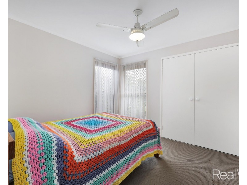 12 Chapman Street, Kalkie QLD 4670