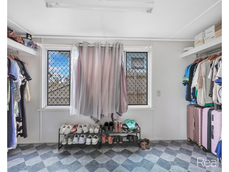 12 Lloyd Street, Walkervale QLD 4670