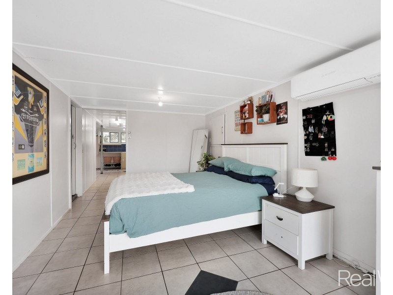 12 Lloyd Street, Walkervale QLD 4670