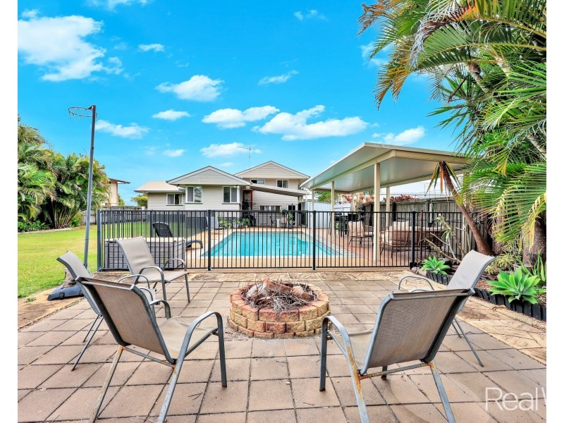 12 Lloyd Street, Walkervale QLD 4670