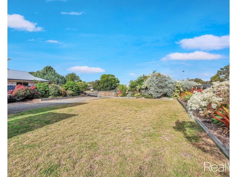 13 Pelican Way, Woodgate QLD 4660
