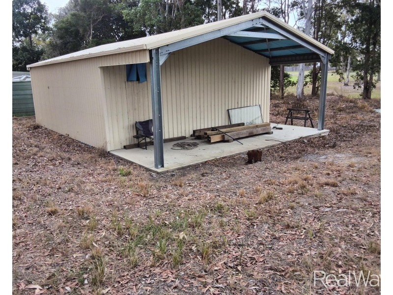 8 Cairns Street, Avondale QLD 4670
