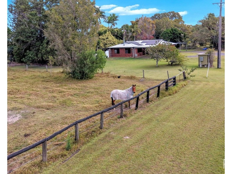 629 Lindemans Road, Moore Park Beach QLD 4670