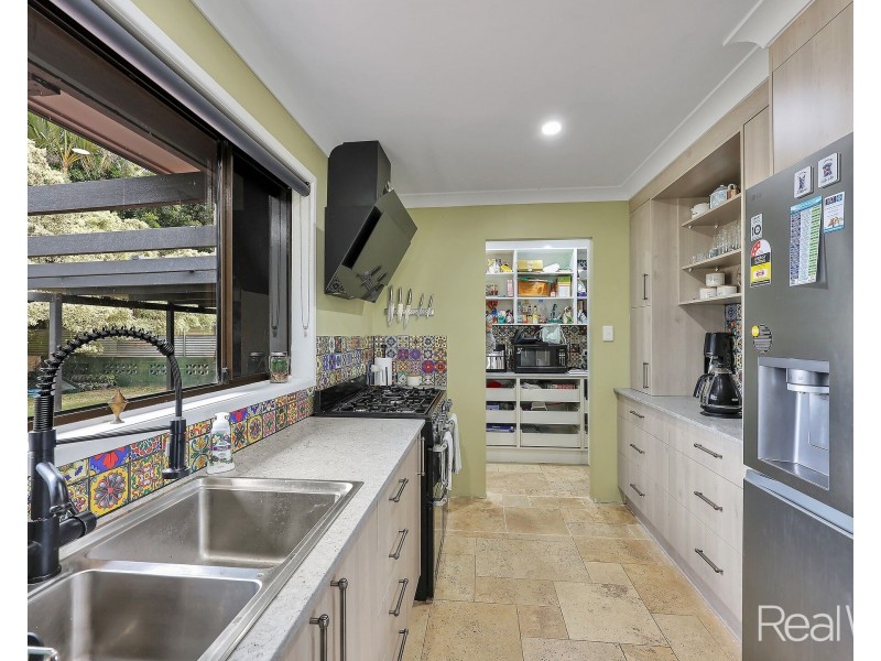 629 Lindemans Road, Moore Park Beach QLD 4670