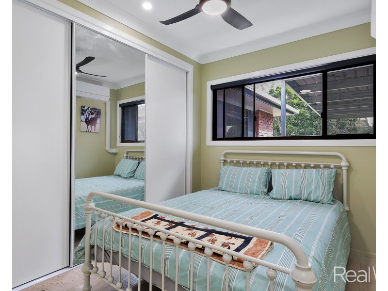 629 Lindemans Road, Moore Park Beach QLD 4670