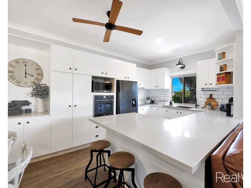 2 Lewis Street, Kepnock QLD 4670