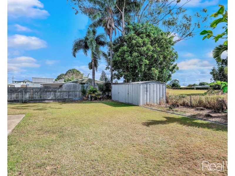 9 Lovers Walk, Thabeban QLD 4670