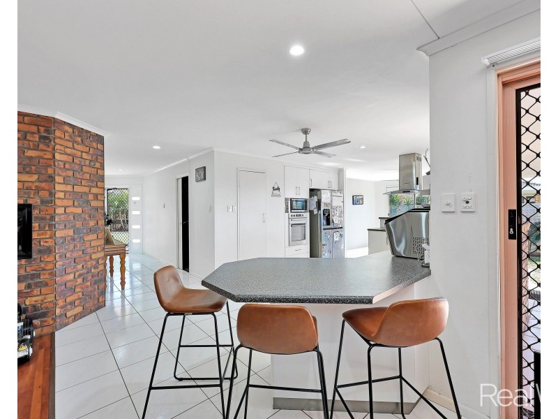 276 Avoca Road, Avoca QLD 4670
