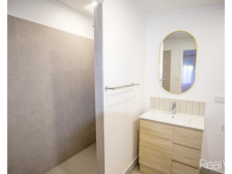 2 Logan Street, Norville QLD 4670