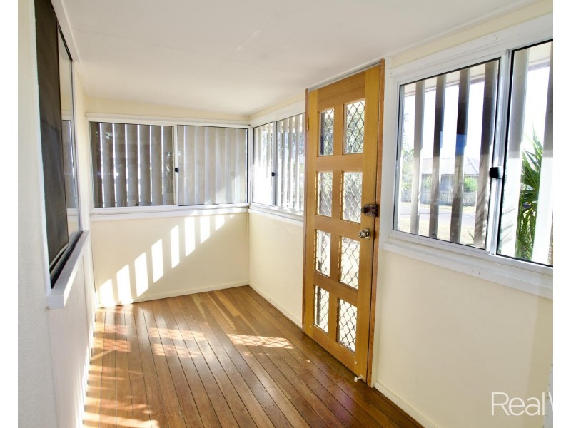 2 Wainwright Street, Svensson Heights QLD 4670