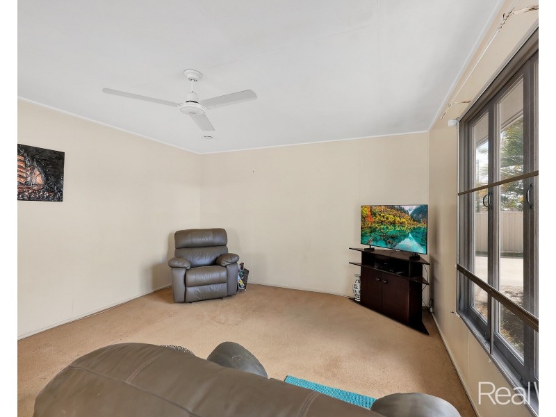 15 McVeigh Street, Kepnock QLD 4670